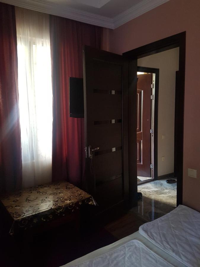Guest House 2 Floor Batumi Exteriér fotografie